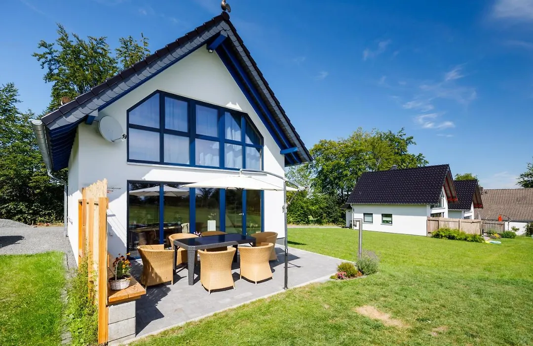 Graues Haus-1