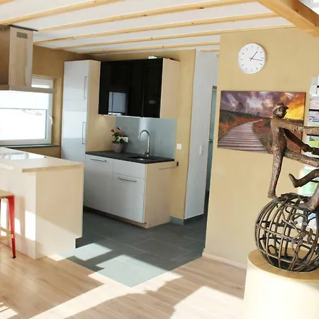 Graues Haus-3